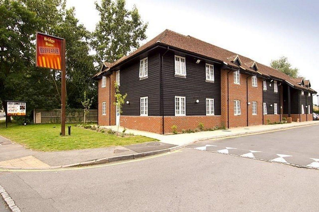 Premier Inn Woking West - A324 Exterior foto
