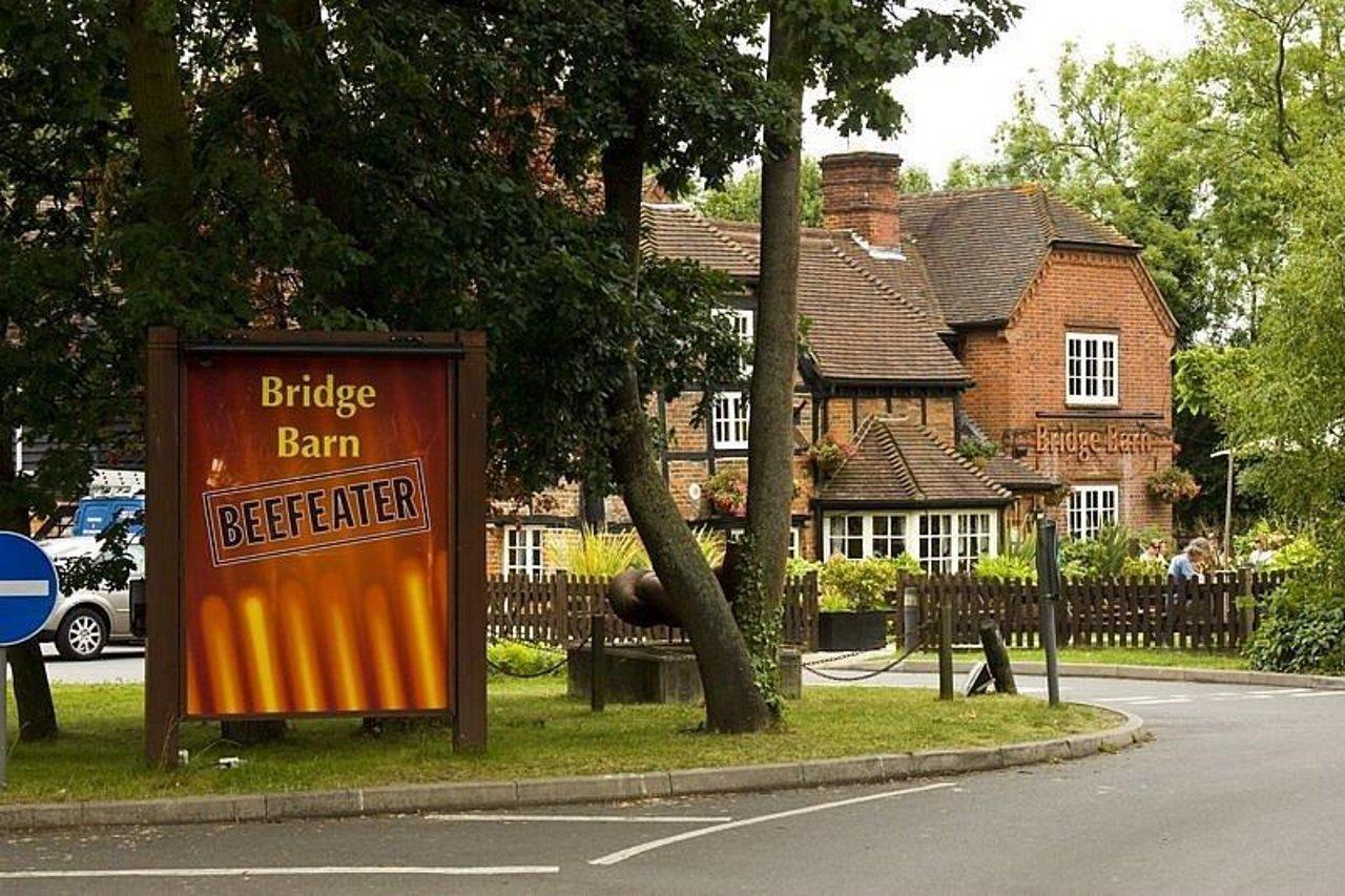 Premier Inn Woking West - A324 Exterior foto